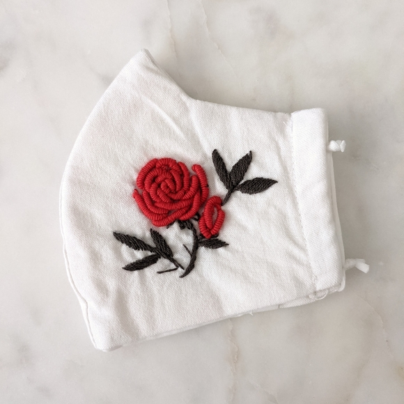 Handmade Embroidered Pocket Filter Face Mask - Picture 1 of 5